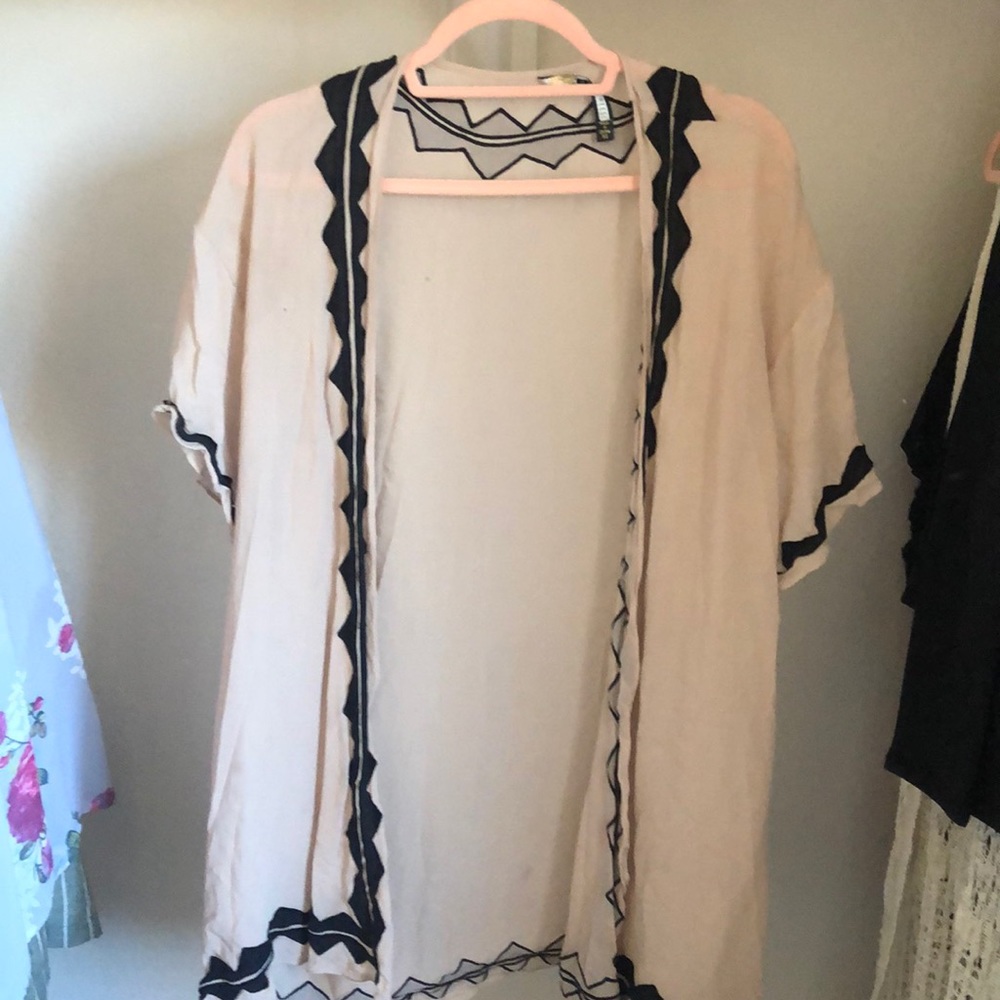 Tan & Black Kimono. Size XS